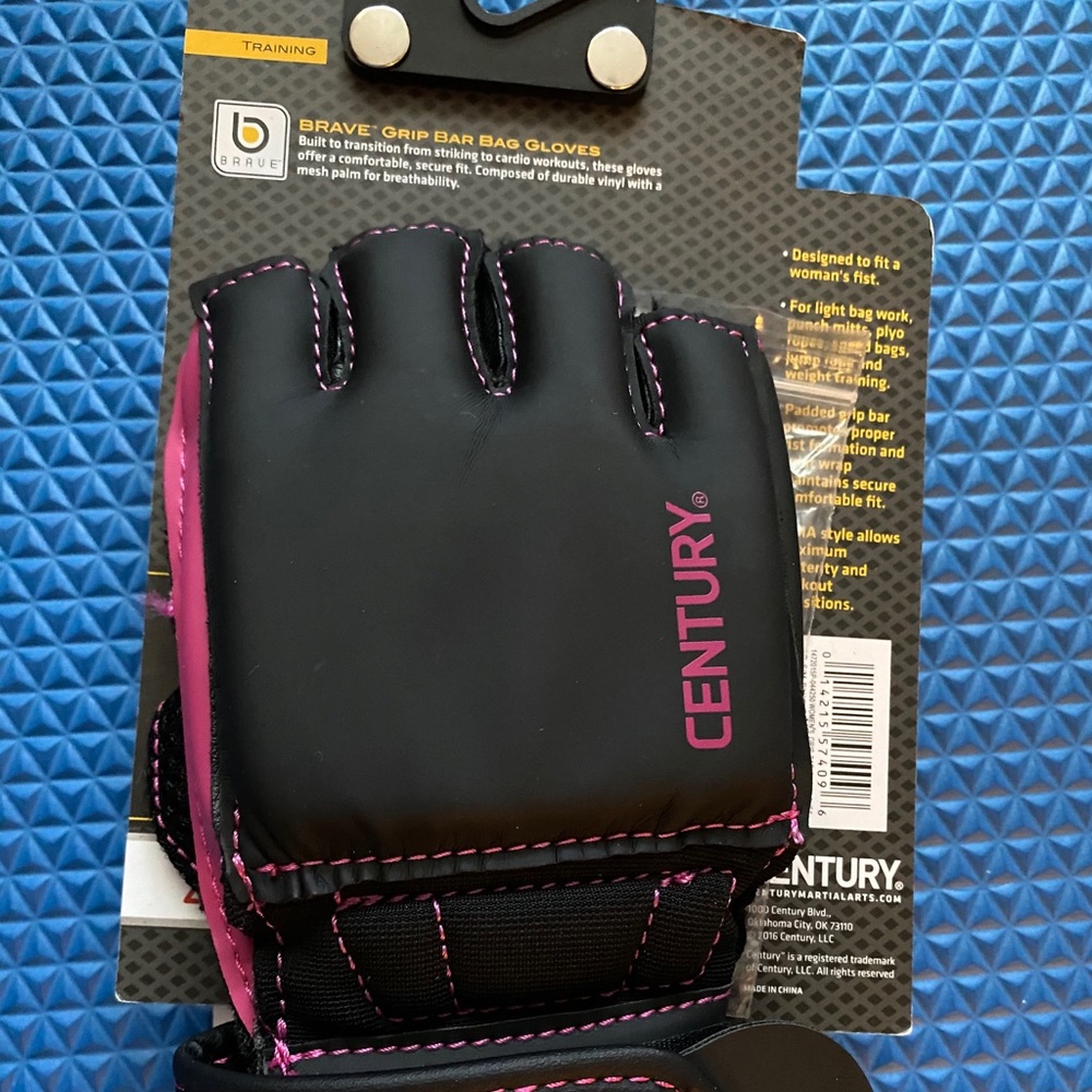 **NEW** Century Martial Arts Grip bar bag gloves - Picture 2 of 8